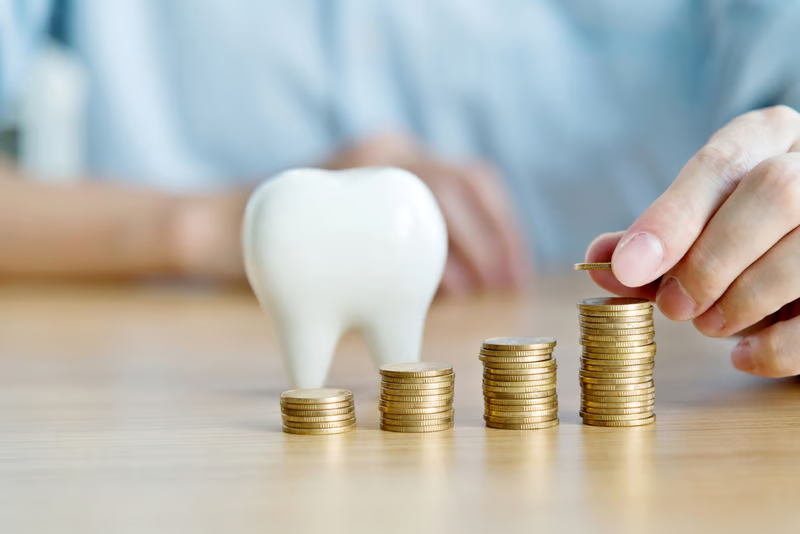 Cuánto cuesta un implante dental